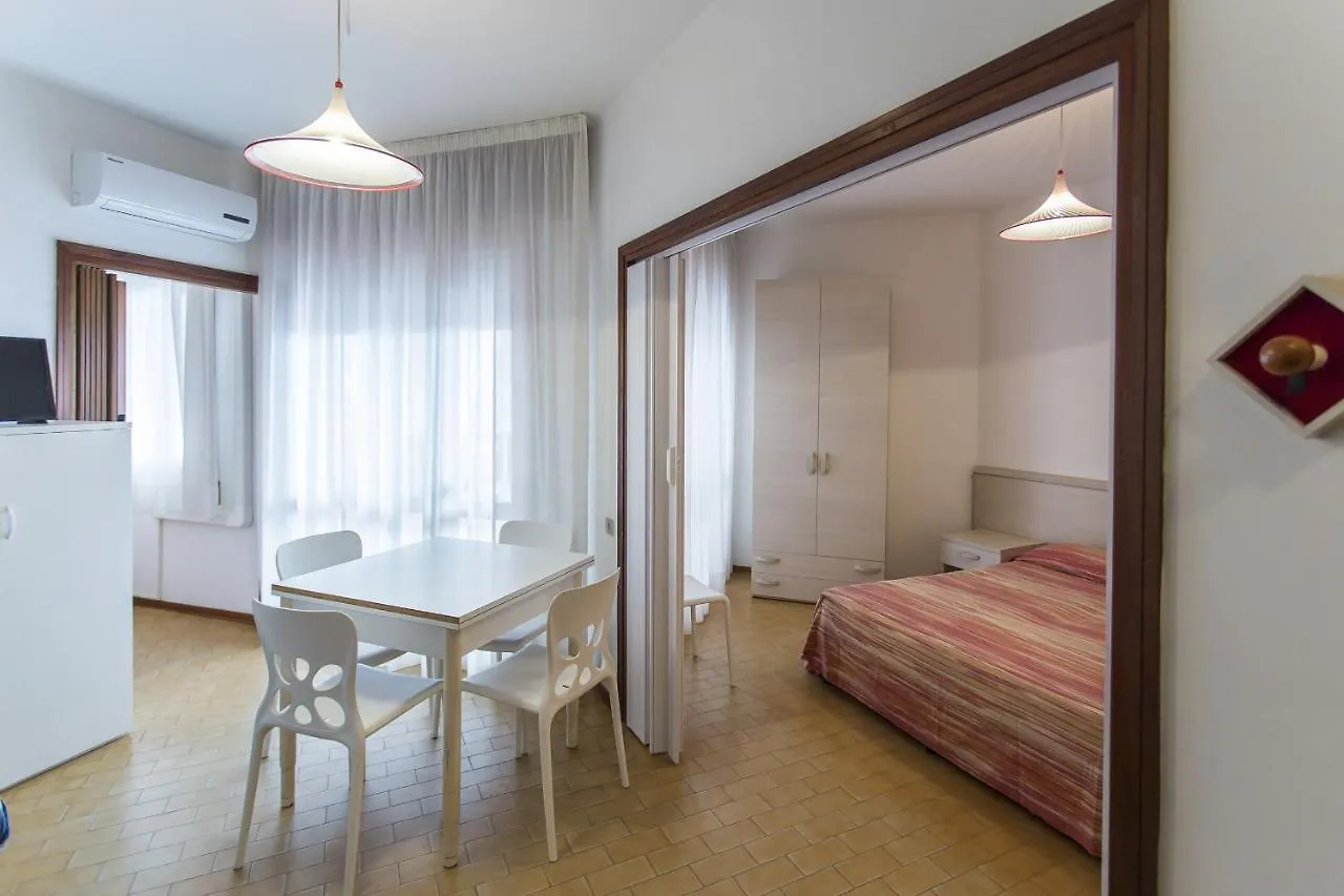 Apartment Ferienwohnung Apollo Lido di Jesolo Italien