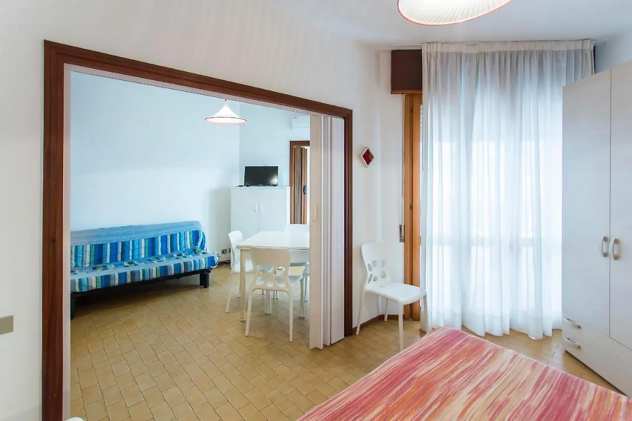 Appartamento Apollo Lido di Jesolo 0*,  Italia